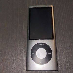 Apple ipod silver